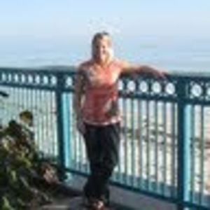 Meet your Posher, Rebecca